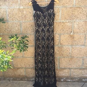 Grace Black Lace Formal Maxi Dress